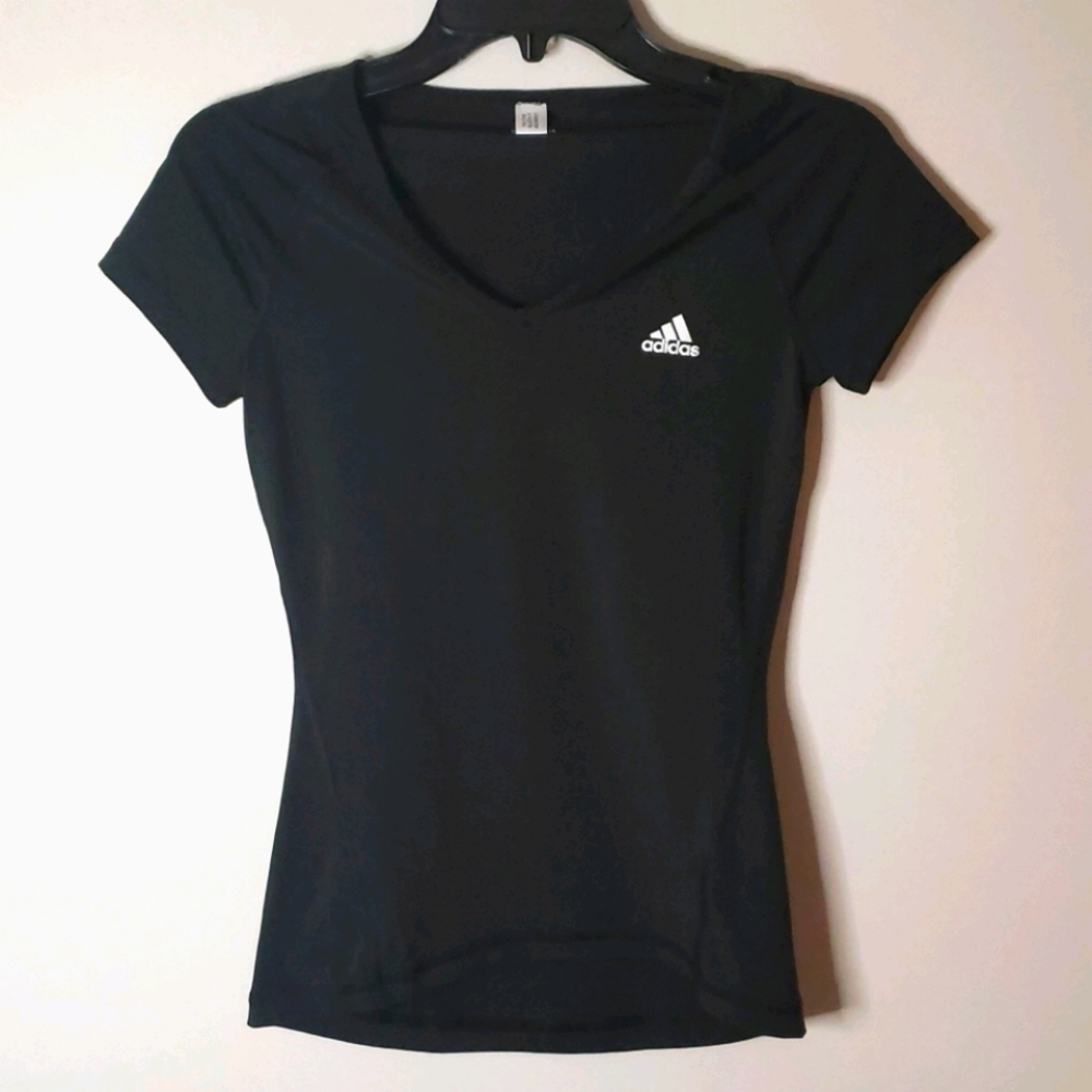 LAST CHANCE! Adidas Techfit dry fit Tee